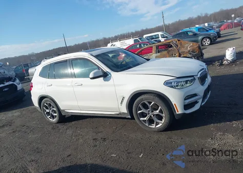 2021 BMW X3 xDrive30I z USA, uszkodzony, nr VIN 5UXTY5C00M9E90439